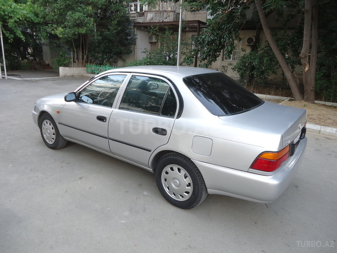 Toyota Corolla 1996, 187,654 km - 1.6 л - Bakı
