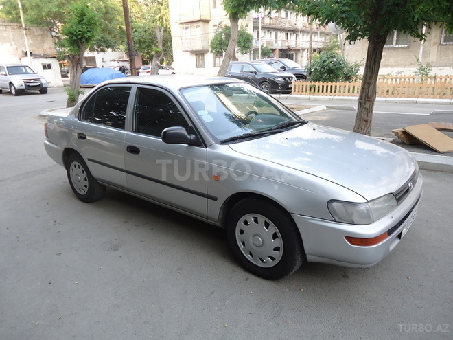 Toyota Corolla 1996, 187,654 km - 1.6 л - Bakı
