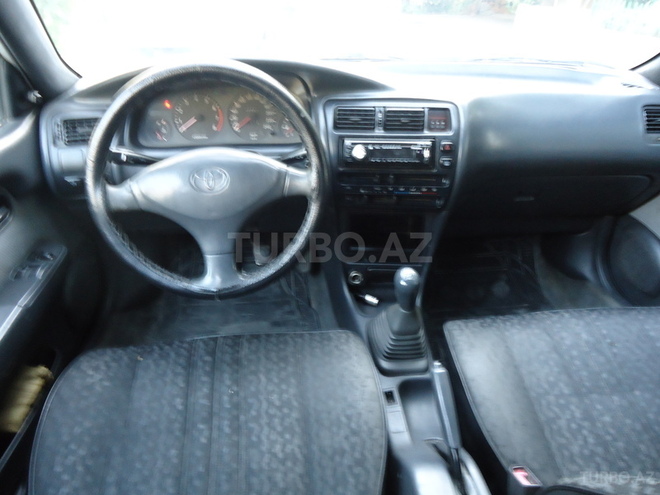 Toyota Corolla 1996, 187,654 km - 1.6 л - Bakı
