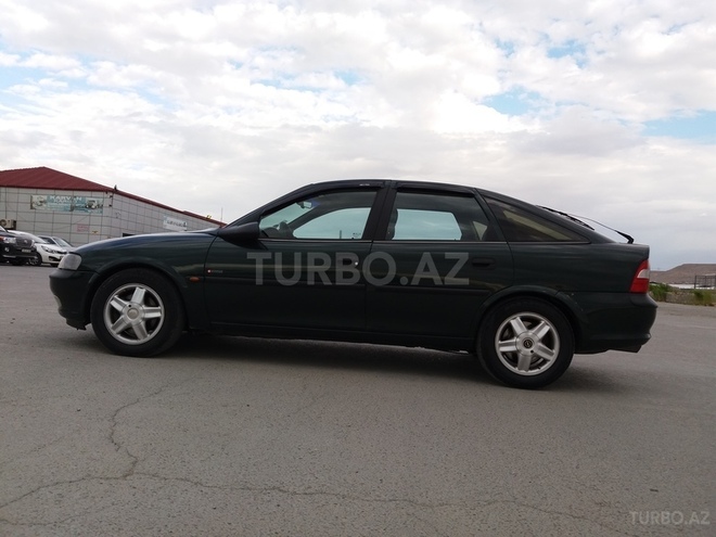 Opel Vectra 1998, 275,000 km - 2.0 l - Sumqayıt