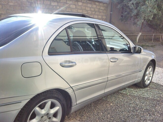 Mercedes C 200 2000, 190,000 km - 2.0 l - Bakı