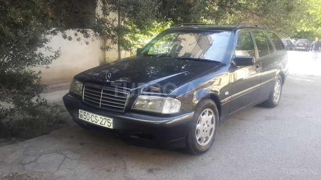 Mercedes C 220 1999, 226,450 km - 2.2 l - Bakı
