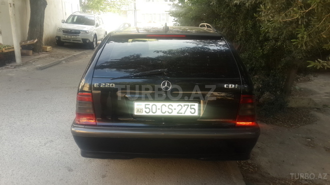 Mercedes C 220 1999, 226,450 km - 2.2 l - Bakı