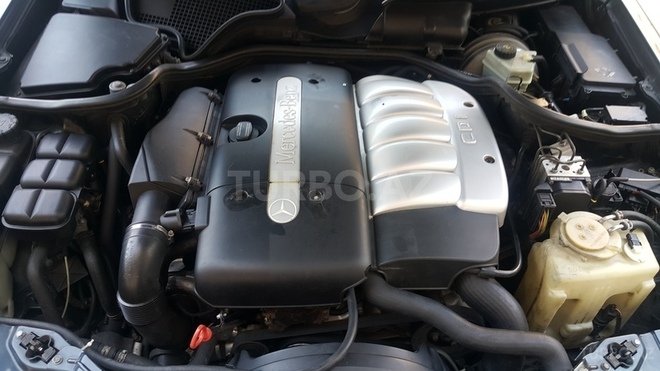 Mercedes E 270 2000, 310,000 km - 2.7 l - Bakı