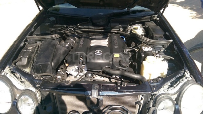 Mercedes E 240 1999, 243,000 km - 2.4 l - Bakı