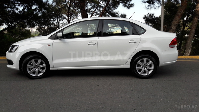 Volkswagen Polo 2015, 8,000 km - 1.6 l - Bakı