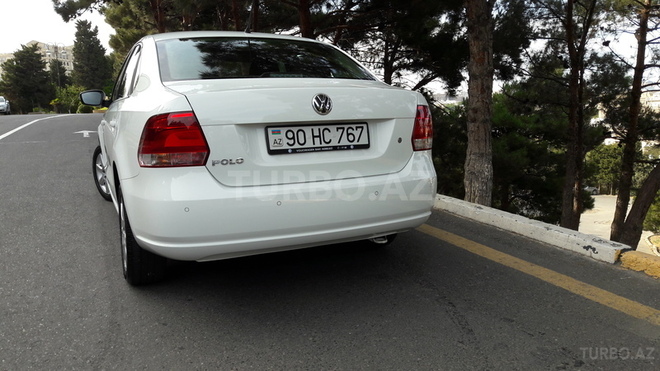 Volkswagen Polo 2015, 8,000 km - 1.6 l - Bakı
