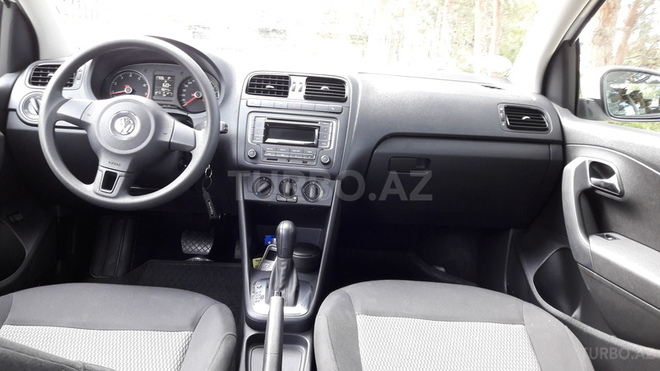 Volkswagen Polo 2015, 8,000 km - 1.6 l - Bakı