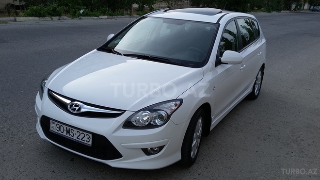 Hyundai i30 2011, 42,000 km - 1.6 л - Bakı