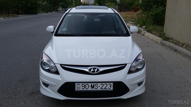 Hyundai i30 2011, 42,000 km - 1.6 л - Bakı