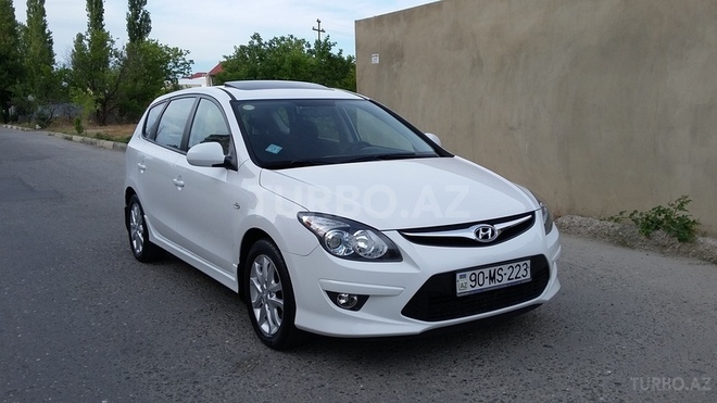 Hyundai i30 2011, 42,000 km - 1.6 л - Bakı