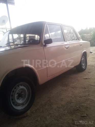 LADA (VAZ) 21011 1977, 250,000 km - 1.3 l - Şirvan