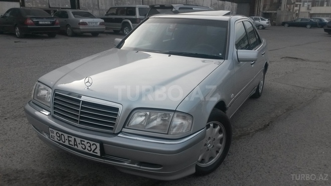 Mercedes C 180 1999, 262,000 km - 1.8 l - Bakı