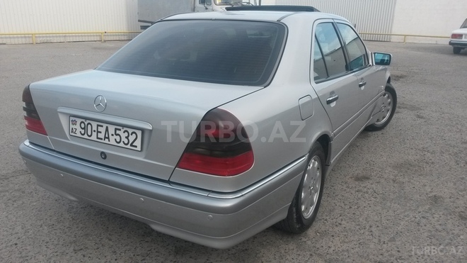 Mercedes C 180 1999, 262,000 km - 1.8 l - Bakı