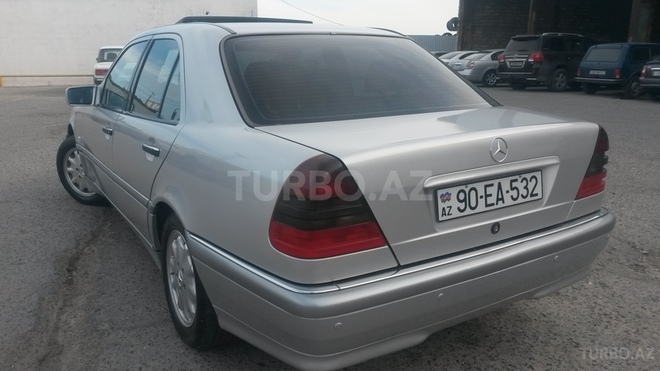 Mercedes C 180 1999, 262,000 km - 1.8 l - Bakı