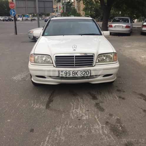 Mercedes C 220 2000, 248,000 km - 2.2 l - Bakı