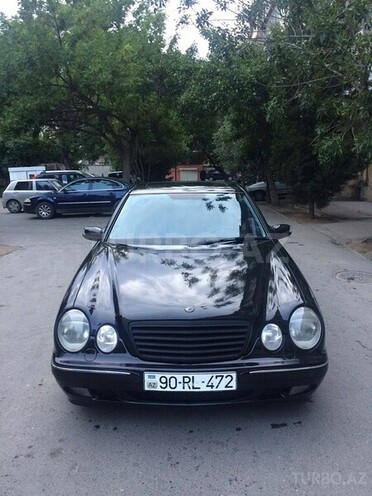 Mercedes E 270 2001, 240,000 km - 2.7 l - Bakı