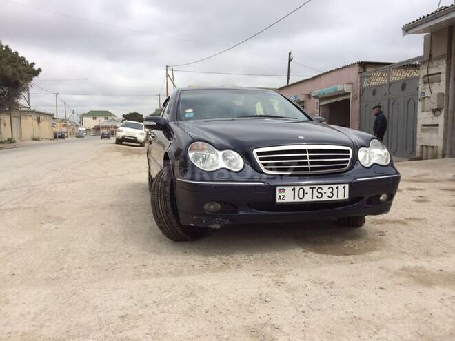 Mercedes C 200 2000, 260,000 km - 2.0 л - Bakı