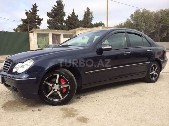 Mercedes C 200 2000, 260,000 km - 2.0 л - Bakı