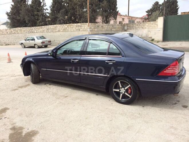 Mercedes C 200 2000, 260,000 km - 2.0 л - Bakı