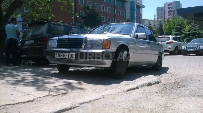 Mercedes 190 1992, 37,000 km - 2.0 л - Bakı