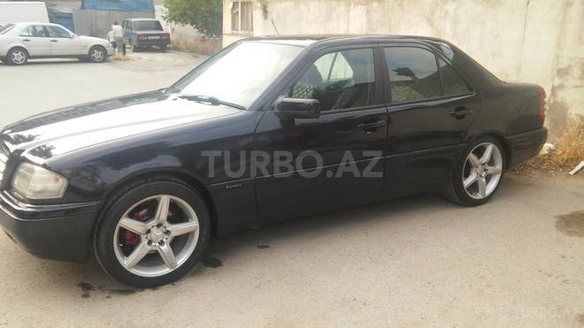 Mercedes C 220 1996, 250,000 km - 2.2 l - Bakı