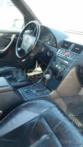 Mercedes C 280 1999, 245,000 km - 2.8 l - Bakı