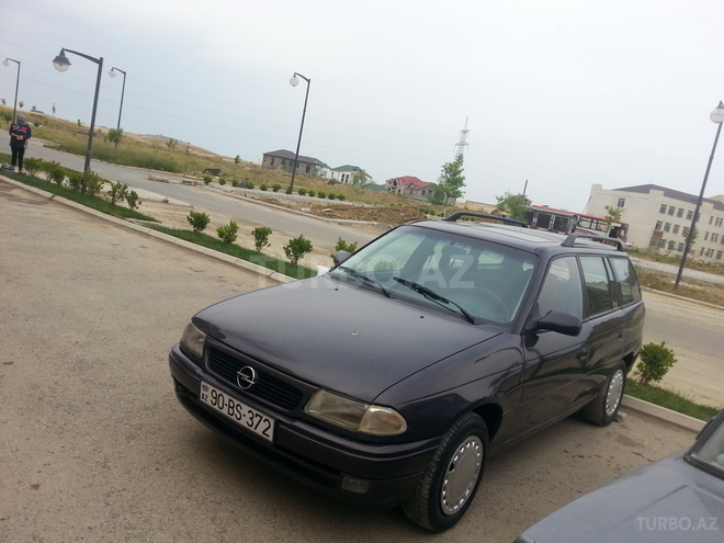 Opel Astra 1995, 28,444 km - 1.6 l - Bakı