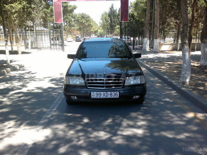 Mercedes C 220 1994, 250,000 km - 2.2 l - Sumqayıt