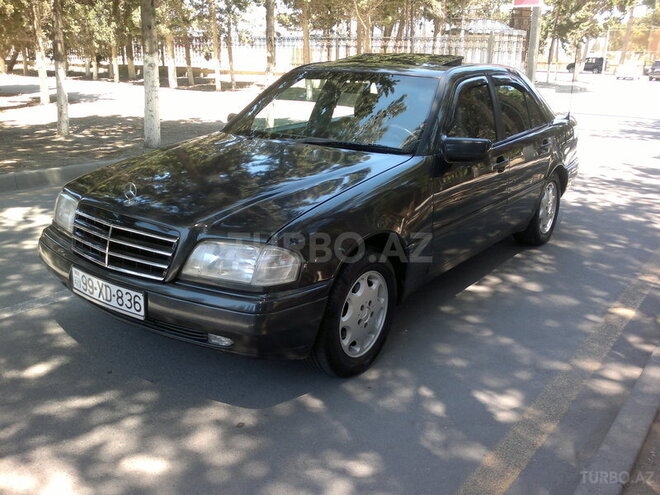 Mercedes C 220 1994, 250,000 km - 2.2 l - Sumqayıt