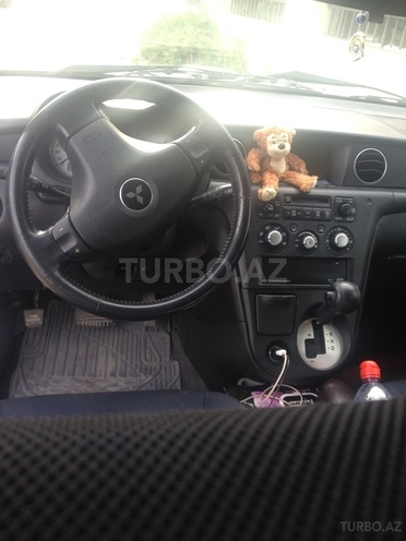Mitsubishi Airtrek 2003, 1,000,000 km - 2.0 л - Bakı