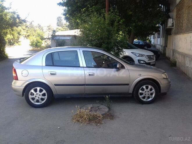 Opel Astra 2002, 160,000 km - 2.0 l - Bakı