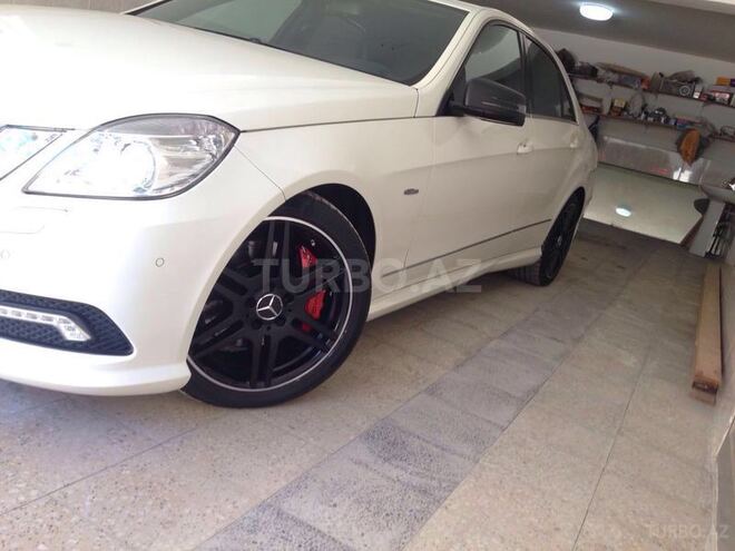 Mercedes E 250 2012, 94,000 km - 1.8 l - Bakı