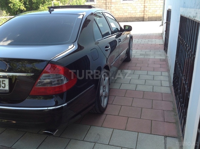 Mercedes E 350 2009, 91,000 km - 3.5 l - Yevlax