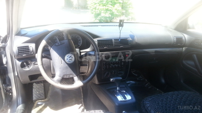 Volkswagen Passat 2003, 150,000 km - 1.8 l - Sumqayıt