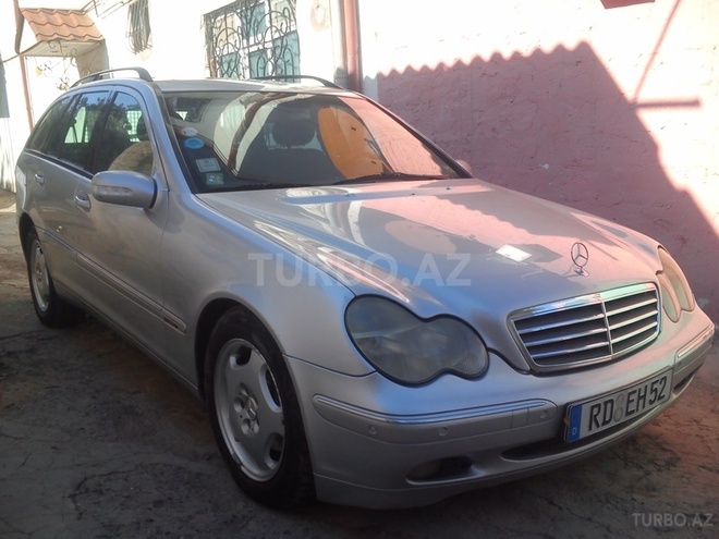 Mercedes C 220 2002, 250,000 km - 2.2 л - Bakı