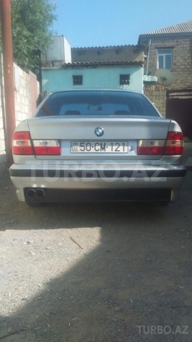 BMW 528 1993, 350,000 km - 0.3 л - Bakı
