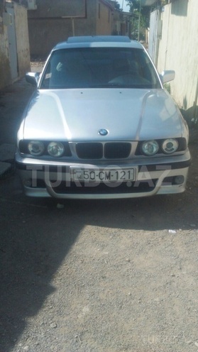 BMW 528 1993, 350,000 km - 0.3 л - Bakı