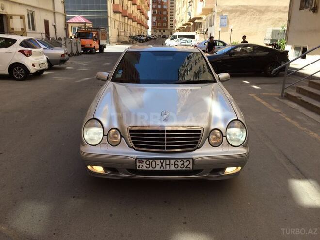 Mercedes E 220 1999, 450,000 km - 2.2 l - Xırdalan