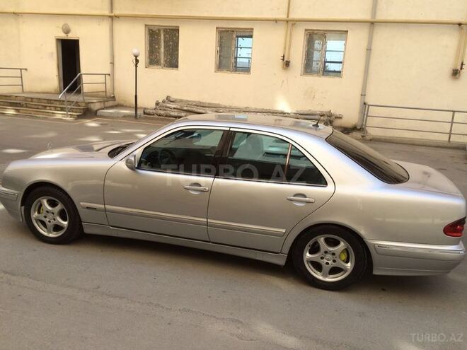 Mercedes E 220 1999, 450,000 km - 2.2 l - Xırdalan