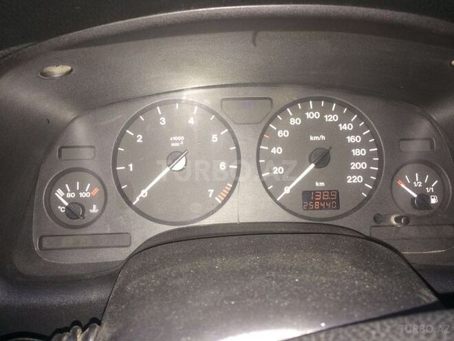 Opel Astra 2001, 258,000 km - 1.6 l - Bakı