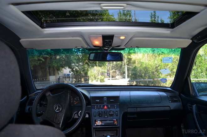 Mercedes C 220 1998, 228 km - 2.2 л - Sumqayıt