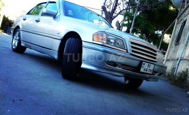 Mercedes C 180 1997, 190,000 km - 1.8 л - Bakı