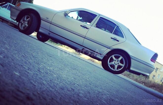 Mercedes C 180 1997, 190,000 km - 1.8 л - Bakı
