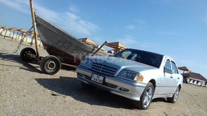 Mercedes C 180 1997, 190,000 km - 1.8 л - Bakı
