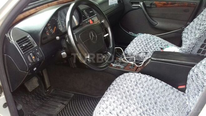 Mercedes C 180 1997, 190,000 km - 1.8 л - Bakı