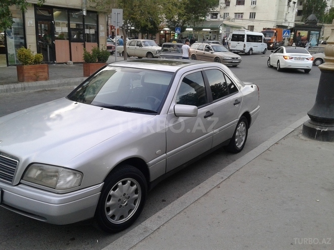 Mercedes C 200 1995, 380,000 km - 2.0 l - Bakı