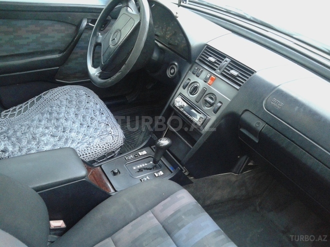 Mercedes C 200 1995, 380,000 km - 2.0 l - Bakı