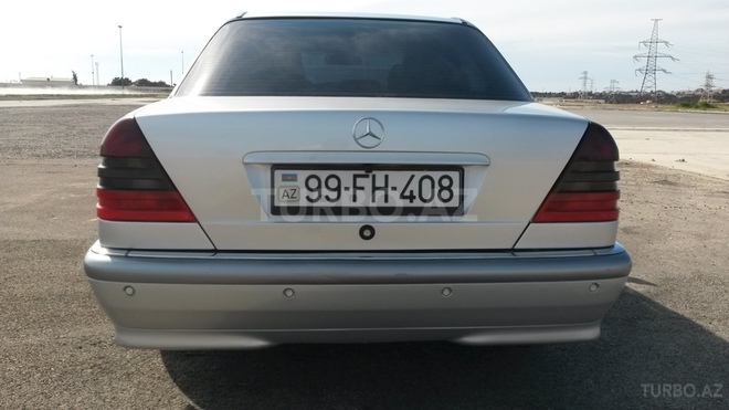 Mercedes C 180 1999, 200,000 km - 1.8 l - Bakı