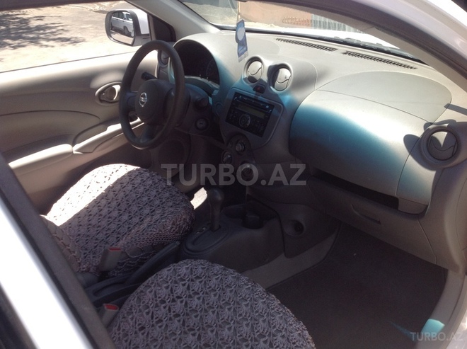 Nissan Sunny 2012, 240,000 km - 1.5 l - Bakı